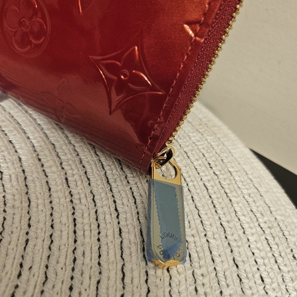 Louis Vuitton Zippy Wallet Monogram Vernis – Pomme d’Amour (Red) | BRAND NEW - Picture 6 of 14